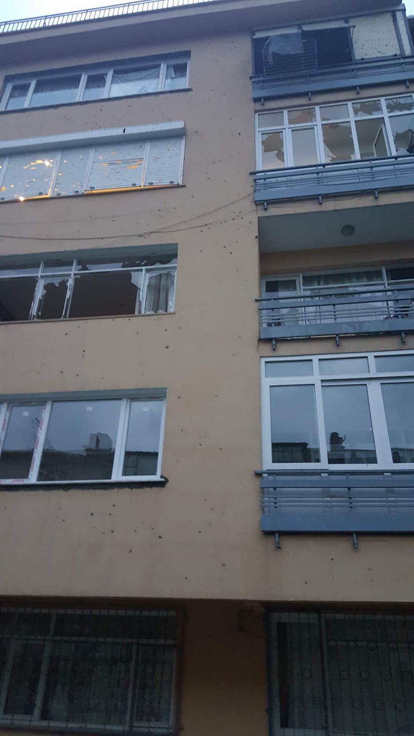 �sim:  FB_IMG_1501229616325.jpg
G�r�nt�leme: 27
B�y�kl�k:  262,6 KB (Kilobyte)